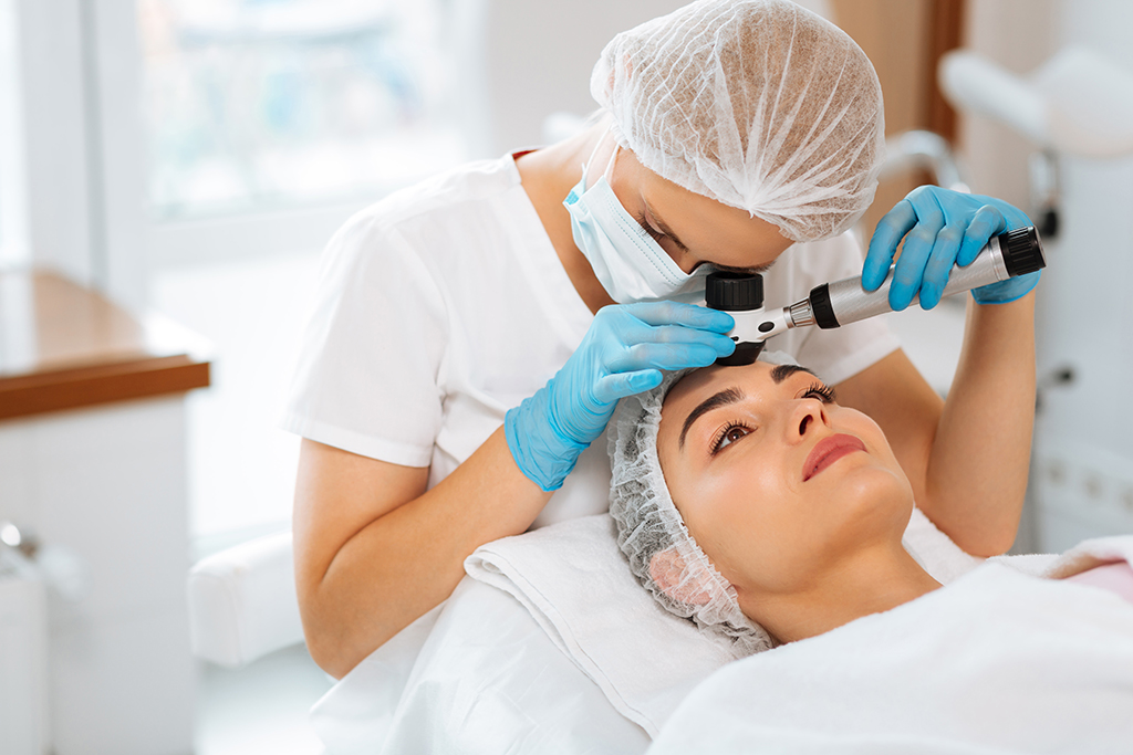 Expert Dermatology